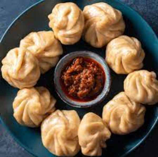 Steam chicken momo